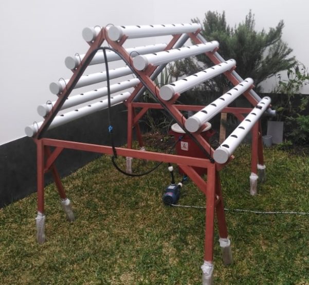 Módulo NFT Piramidal para 75 plantas